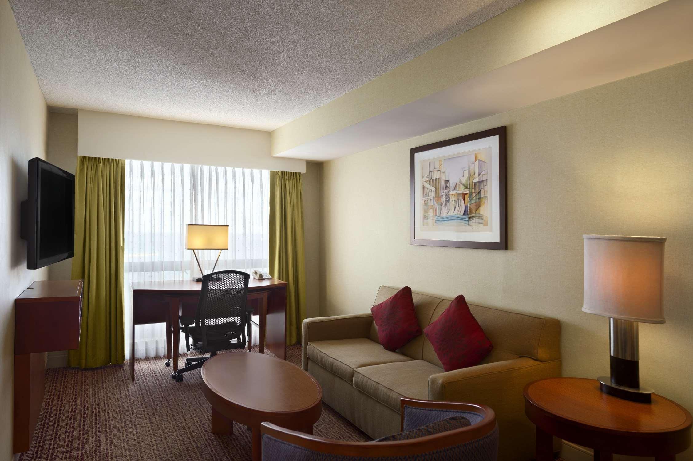 Hilton Chicago Magnificent Mile Suites Bagian luar foto