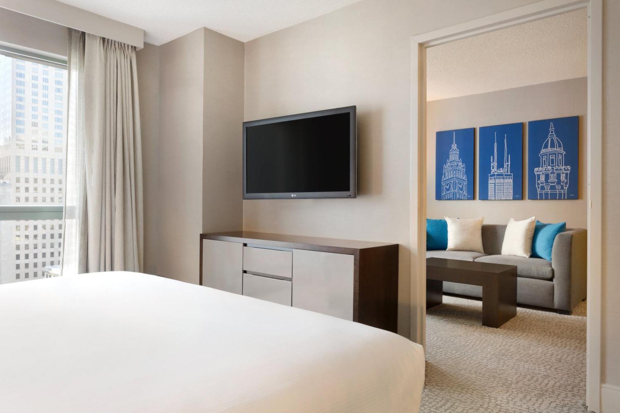 Hilton Chicago Magnificent Mile Suites Bagian luar foto